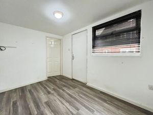 Garden Room- click for photo gallery
